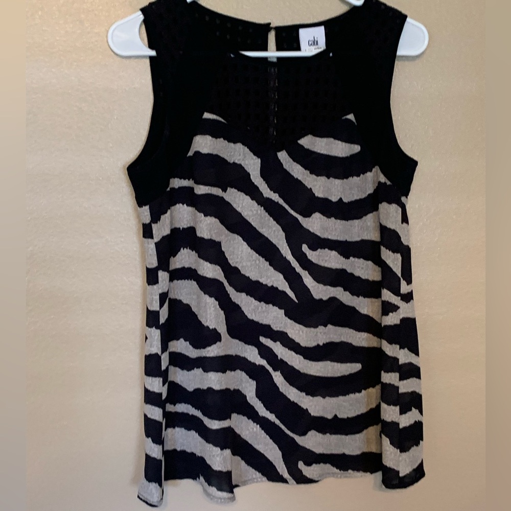 CAbi style 5046 tivoli animal print sleeveless top size XS - Picture 3 of 4